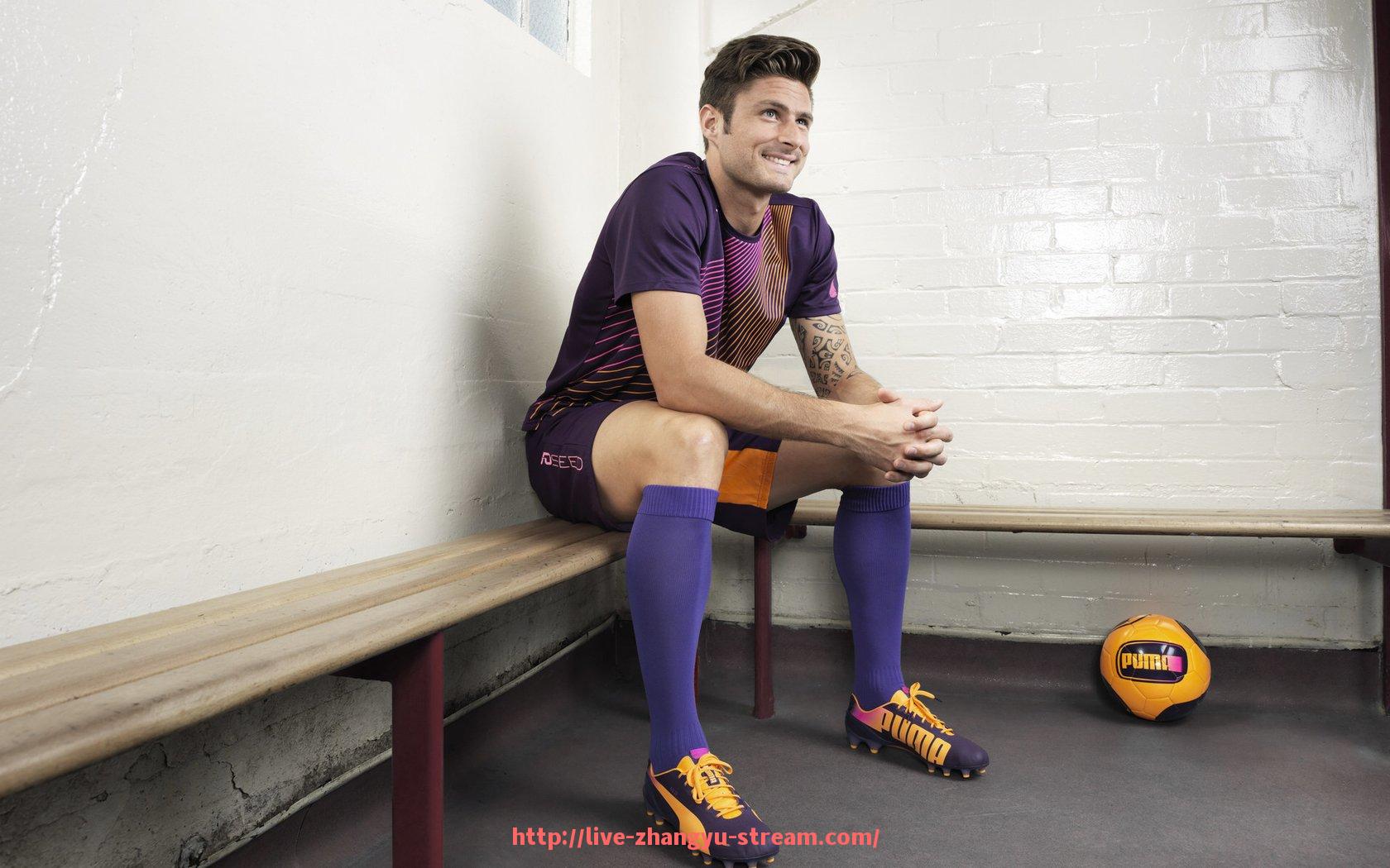 章鱼直播-法甲比赛战术应用实例及球队调整策略总结